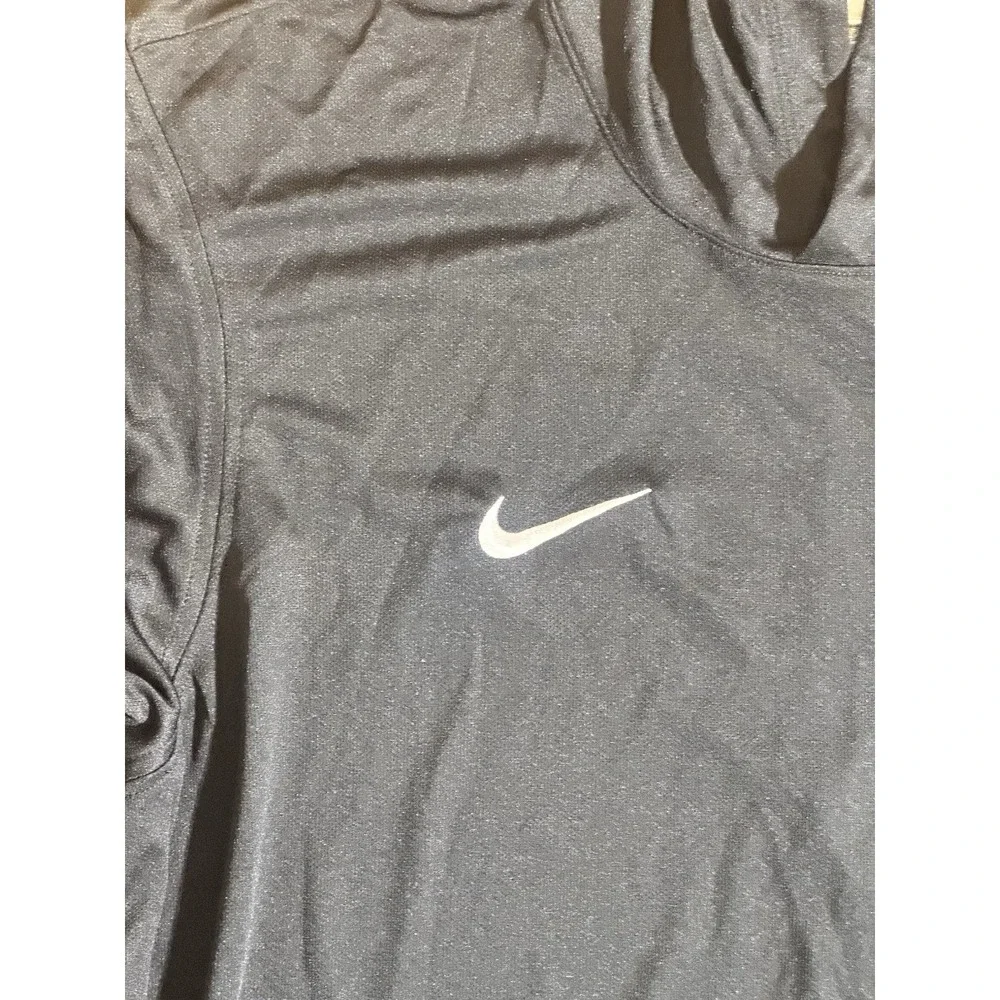 Vintage/Y2K Nike Penn Quakers Navy Blue Long Sleeve Hooded Training Tee Size XL